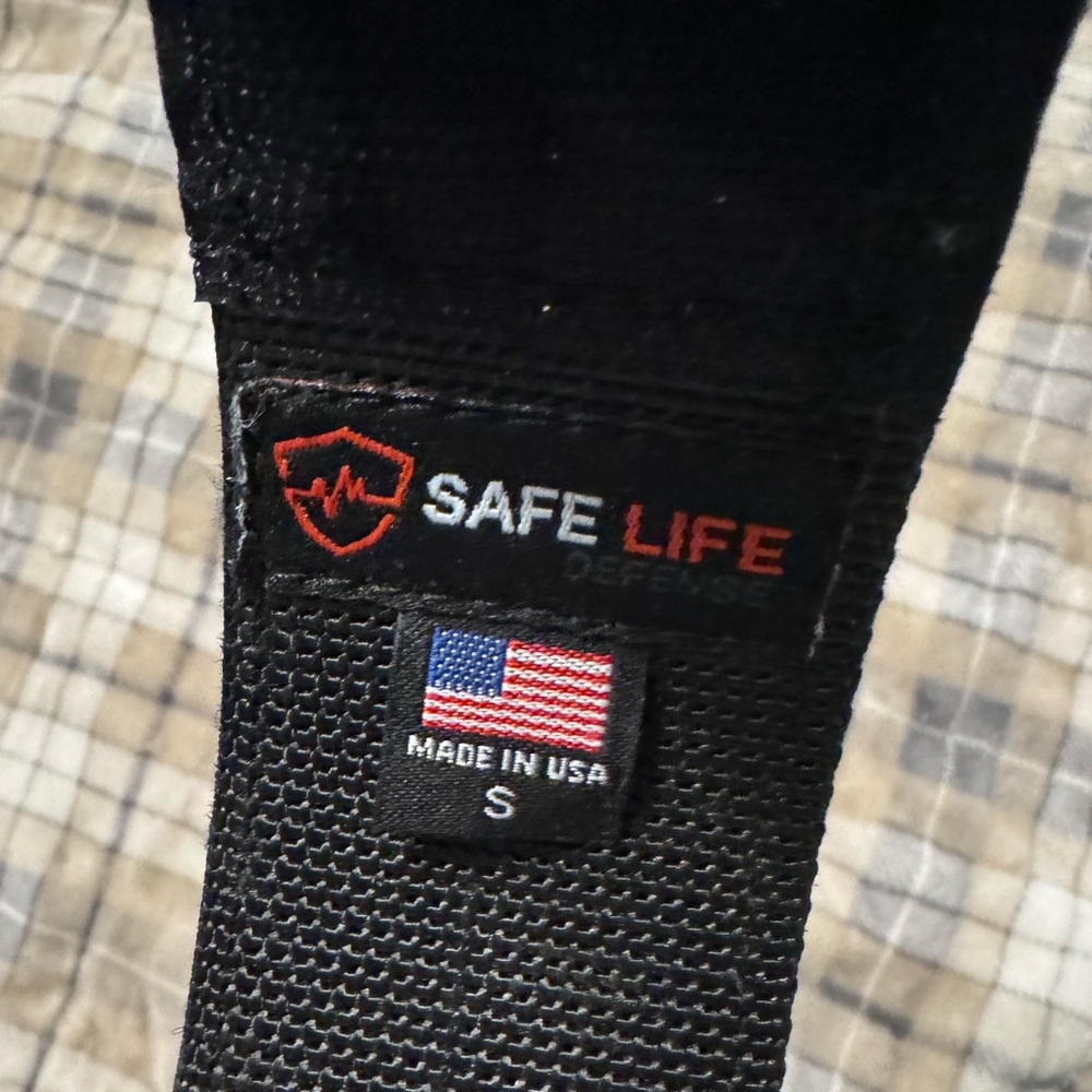 Safe life belt used a few times. Velcro interior. Size small